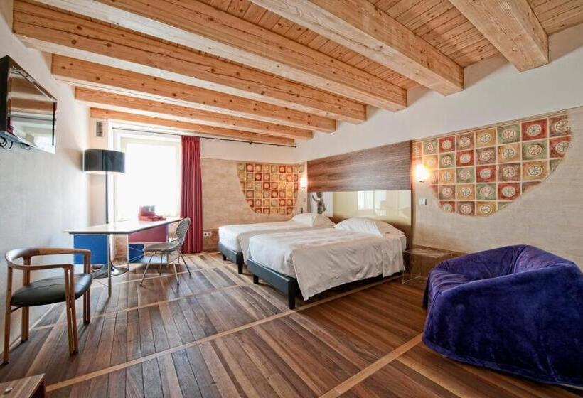 デラックスルーム, Veronesi La Torre