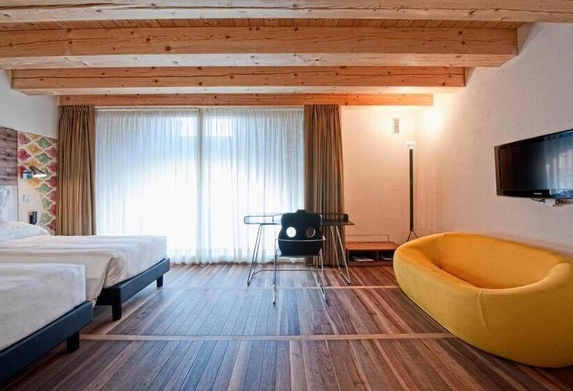 デラックスルーム, Veronesi La Torre