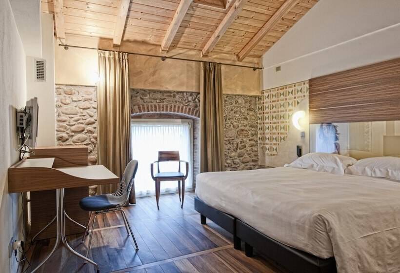 デラックスルーム, Veronesi La Torre