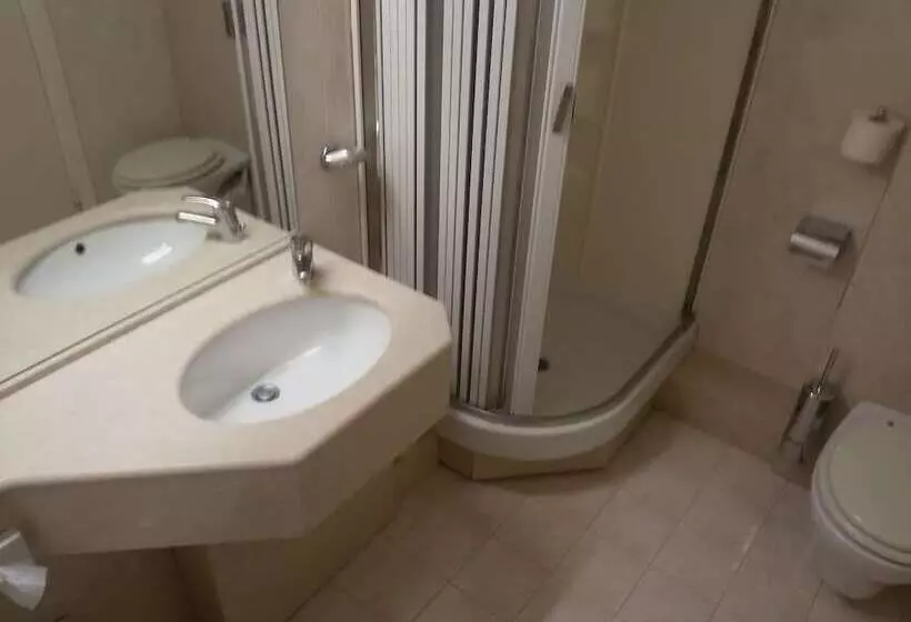 اتاق استاندارد سه نفره, Villa Ricci & Benessere