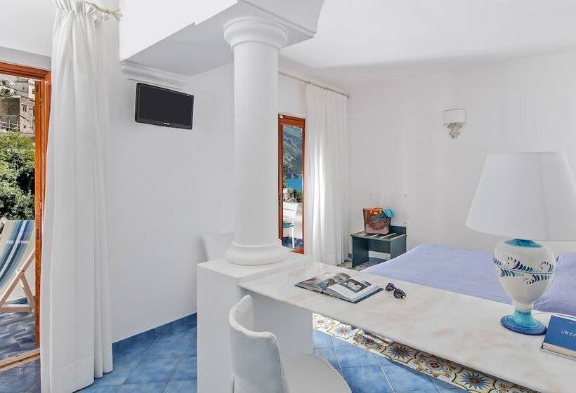 标准间侧面带海景, Vittoria