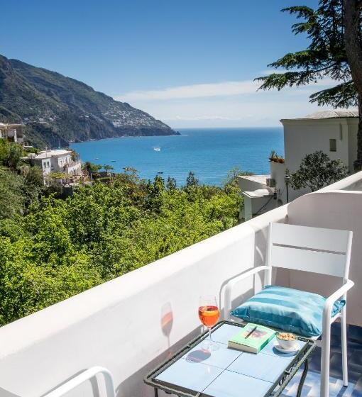 三人经典房间, Vittoria