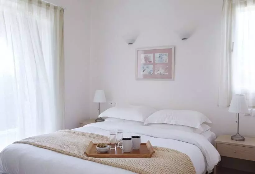 オーシャンビュースイート, Kedros Villas
