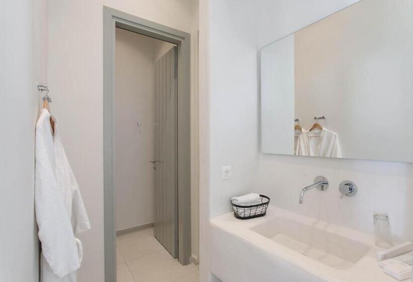 Большой люкс с видом на сад, Kedros Villas