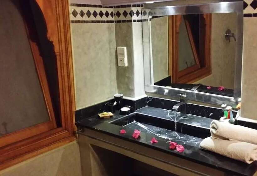 اتاق استاندارد, Riad Al Ksar & Spa