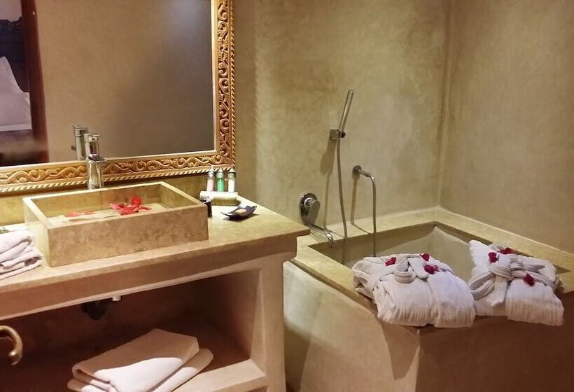 سوییت خانوادگی, Riad Al Ksar & Spa