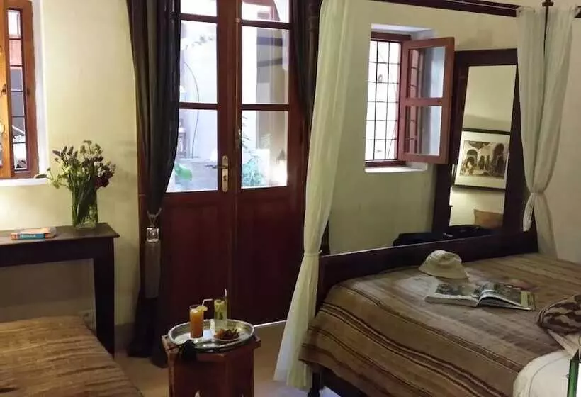 اتاق استاندارد سه نفره, Riad Al Ksar & Spa