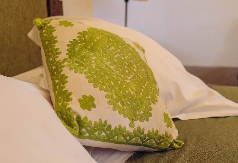 سوییت جونیور, Riad Al Ksar & Spa