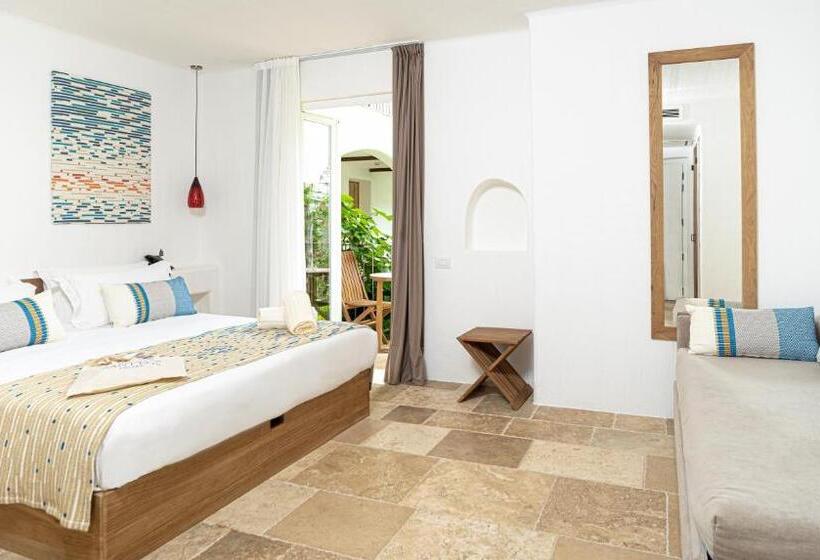 Трехместный Номер Superior, Sant Efis