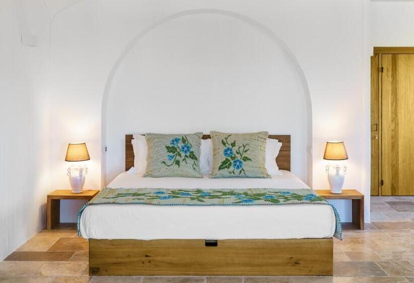 Люкс Кровать Кинг, Sant Efis