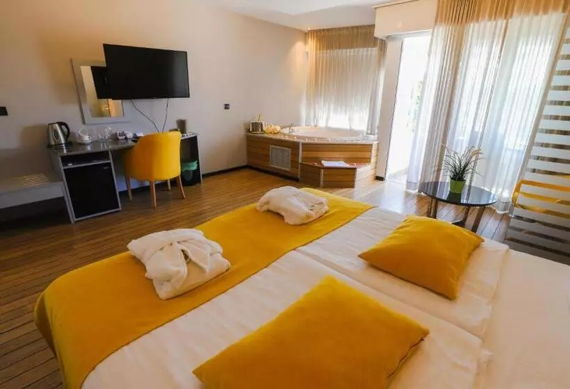 バスタブ付きスタンダードルーム, Wellness Hotel Villa Magdalena
