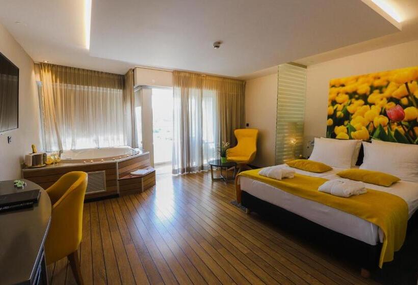 חדר סטנדרט עם ג'קוזי, Wellness Hotel Villa Magdalena