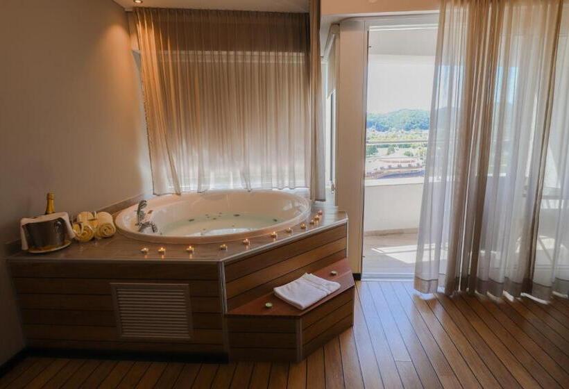 חדר סטנדרט עם ג'קוזי, Wellness Hotel Villa Magdalena