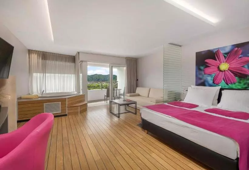 バスタブ付きスタンダードルーム, Wellness Hotel Villa Magdalena