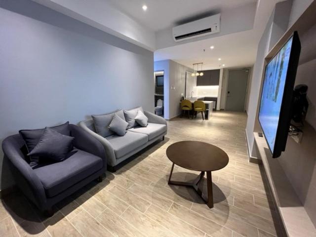 جناح, Amverton Cove Golf & Island Resort