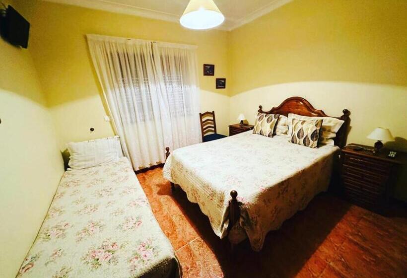 דירת שלושה חדרים, Residência Iris