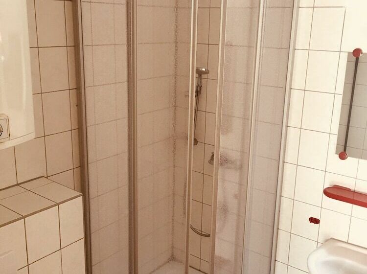 スタンダードバンガロー, Zirkelsteinresort