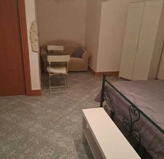 マウンテンビュースタンダードルーム, Il Ceppo Sui Sentieri Per Amalfi