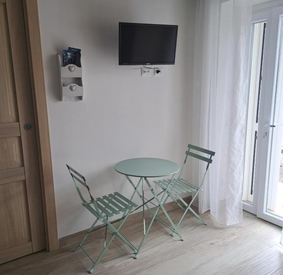 חדר דלוקס, Il Ceppo Sui Sentieri Per Amalfi