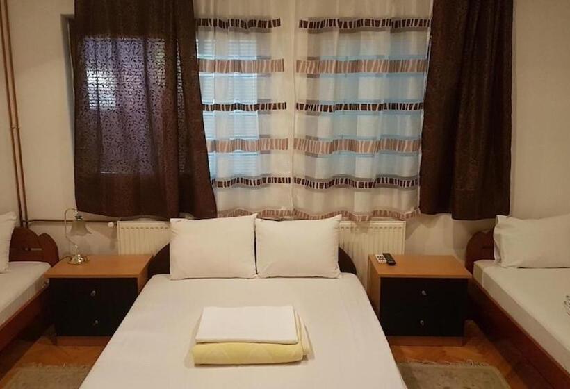 اتاق استاندارد چهار تخته, Lira Excellent Nis