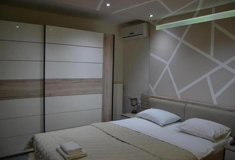 اتاق لوکس سه تخته, Lira Excellent Nis