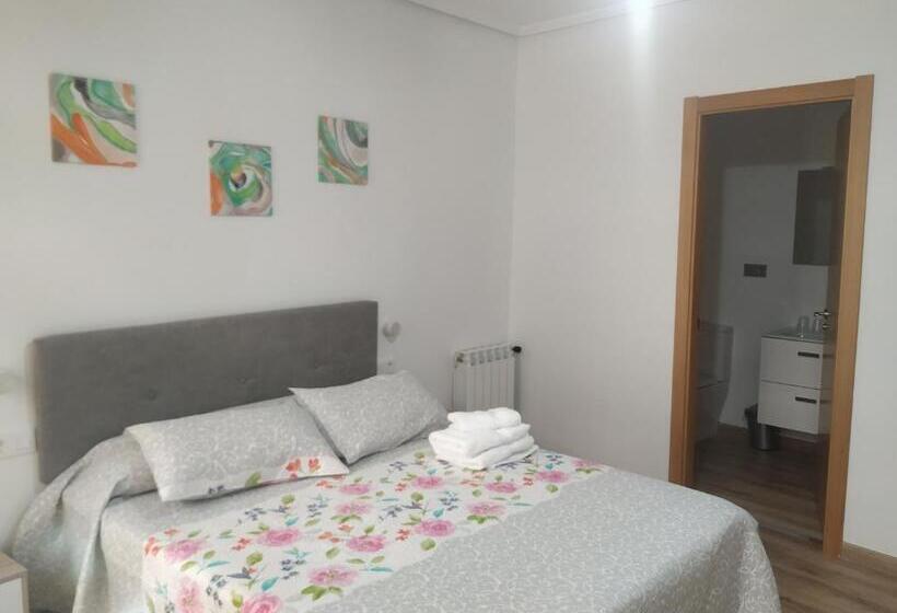 Номер Стандарт, Pension Porta Sacra