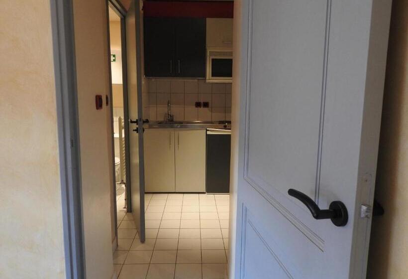 带观景的标准工作室, Le Pavillon Des Officiers