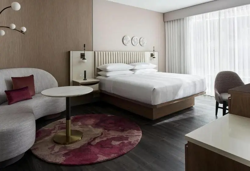 キングサイズベッドのジュニアスイート, Marriott Bethesda Downtown At Marriott Hq