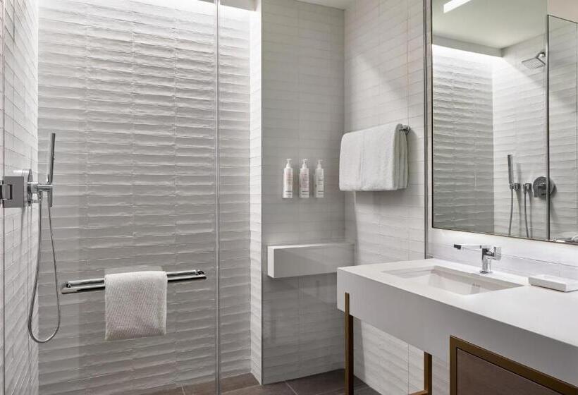 キングサイズベッドのジュニアスイート, Marriott Bethesda Downtown At Marriott Hq