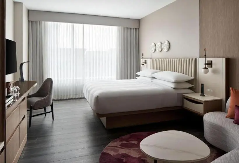 身障者適用キングサイズベッドルーム, Marriott Bethesda Downtown At Marriott Hq