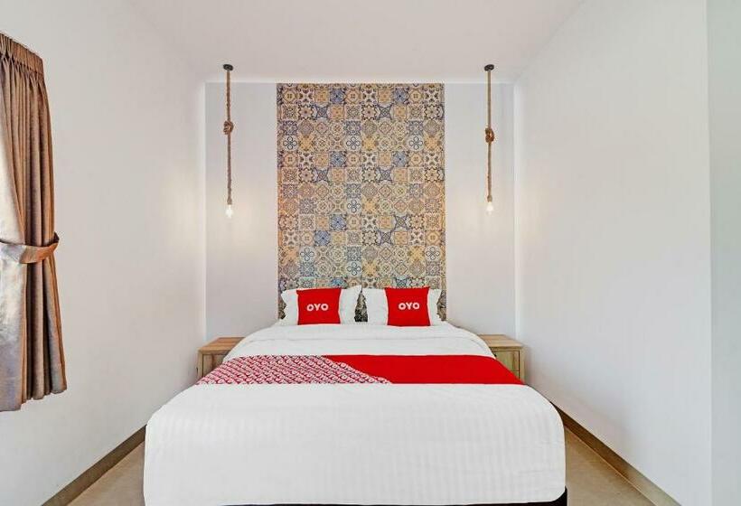 带大床的豪华间, Oyo 90510 Sand S Residence