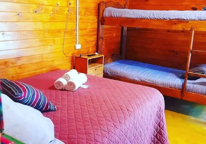 4인용 스탠다드 룸, Hostal Del Suri