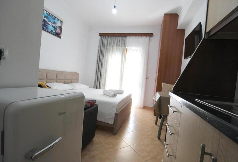 استودیوی استاندارد, Garden Vila Ermali