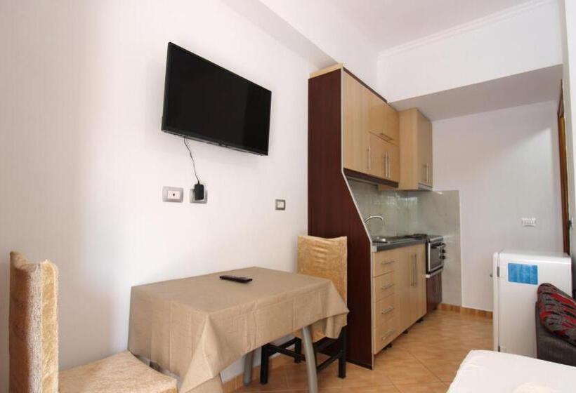 استودیوی استاندارد, Garden Vila Ermali