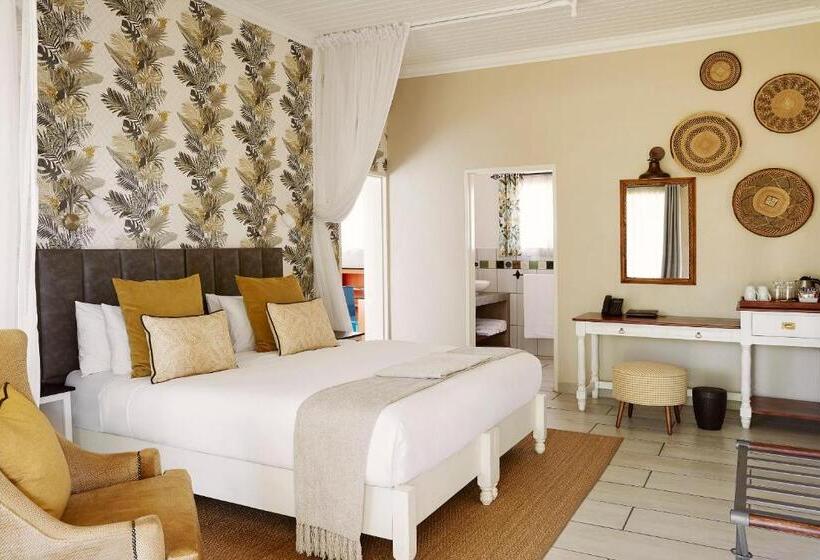 اتاق لوکس با تخت بزرگ, Pioneers