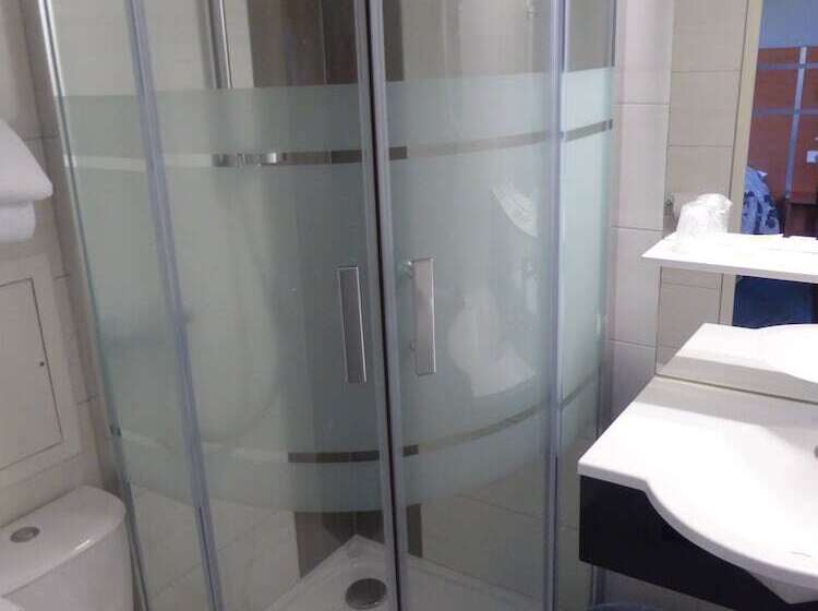 غرفة قياسية, & Restaurant Heliotel