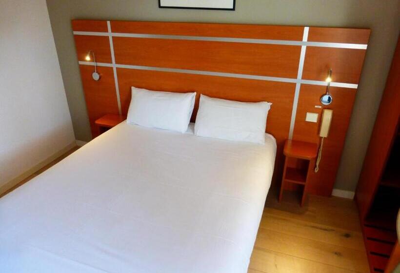 غرفة قياسية, & Restaurant Heliotel