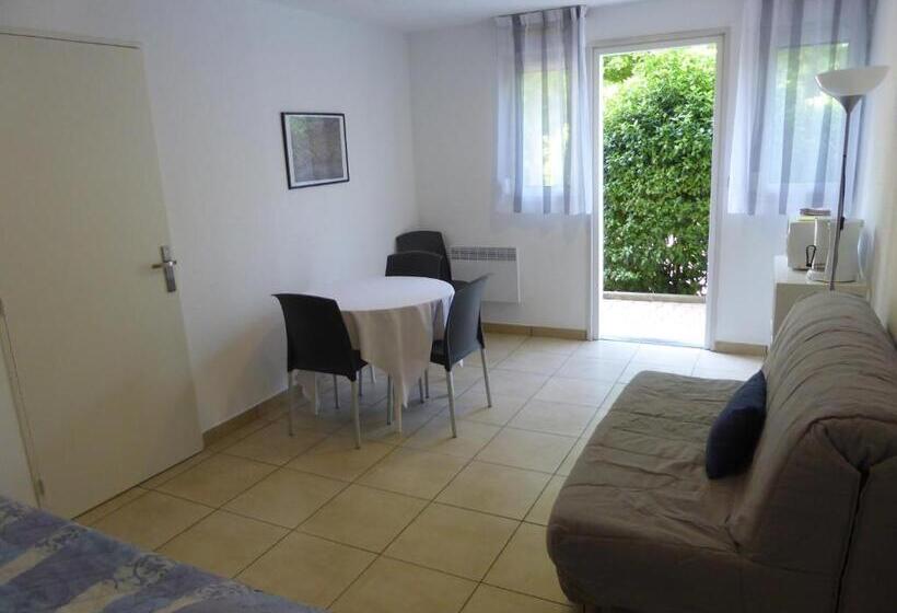 إستوديو قياسى, & Restaurant Heliotel