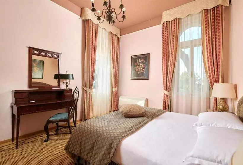 استودیوی استاندارد, Apartments Bellevue Plava Laguna