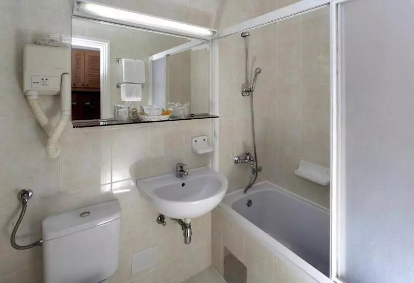 استودیوی استاندارد, Apartments Bellevue Plava Laguna