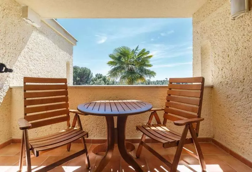استودیوی استاندارد, Apartments Bellevue Plava Laguna