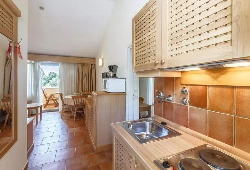 استودیوی استاندارد, Apartments Bellevue Plava Laguna
