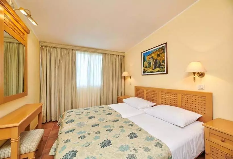 آپارتمان کلاسیک 1 خوابه, Apartments Bellevue Plava Laguna