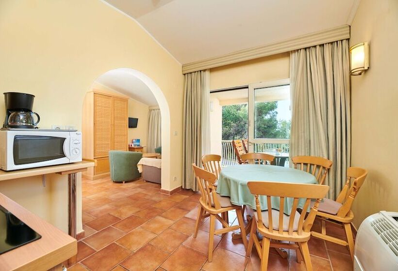 Апартаменты Классик 1 Спальня, Apartments Bellevue Plava Laguna