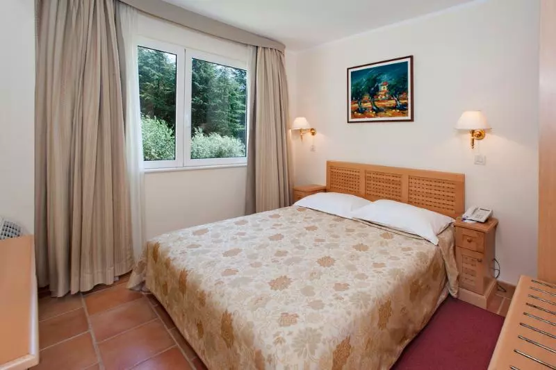 استودیوی استاندارد, Apartments Bellevue Plava Laguna