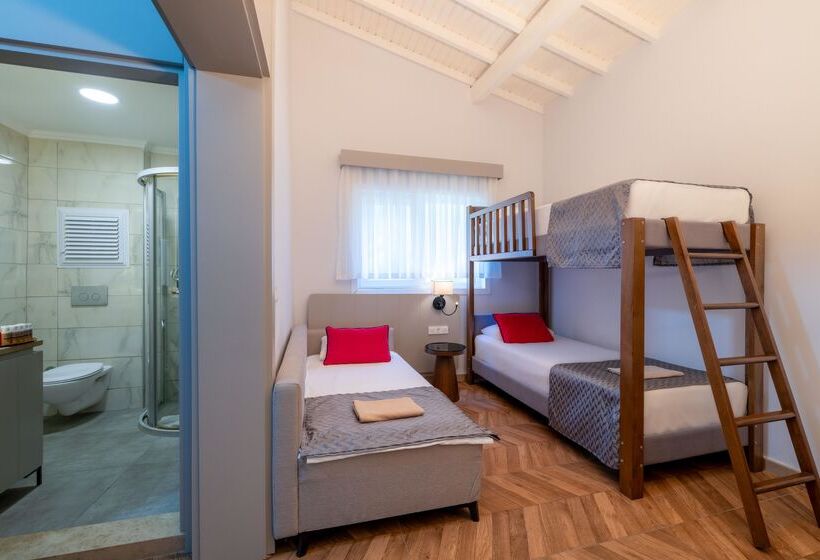 패밀리 룸 (2층침대), Crystal Flora Beach Resort - Ultimate All Inclusive