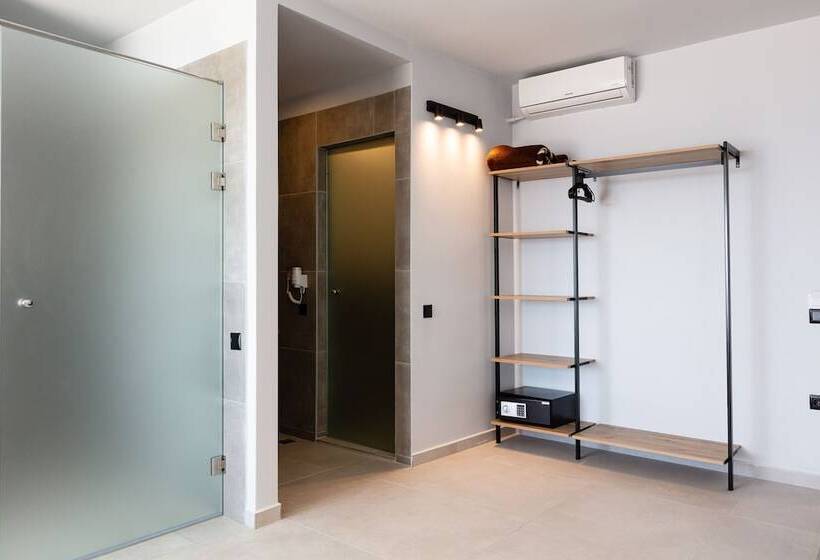 חדר סופריור נוף לים, Areti