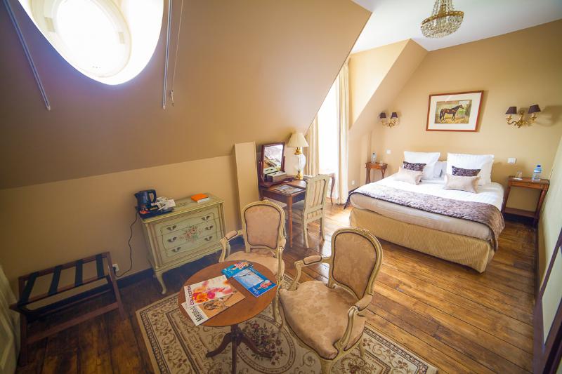 اتاق کلاسیک, Château Hôtel Du Colombier