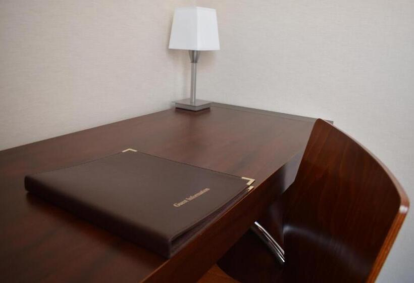 スタンダードルーム, De L Abbaye Des Premontres