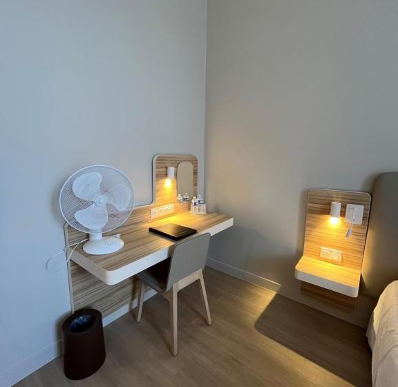 Comfort room with view, De L Abbaye Des Premontres